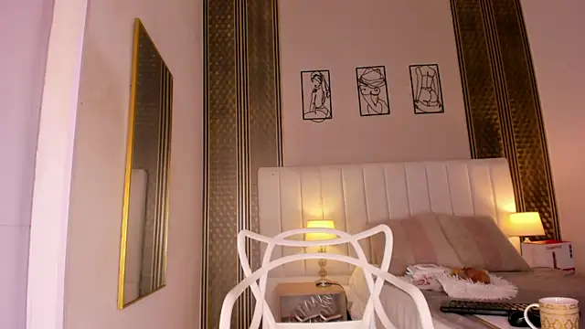 Snapshot of zoe_sky_ chatting on 04/17/26, 11:35 zoe sky online show from 04/17/26, 11:35