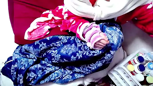 arincochu online show from 01/20/25, 02:01