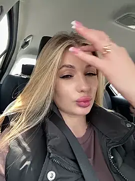 Snapshot of Tatti-Go chatting on 04/04/26, 11:08 Tatti-Go online show from 04/04/26, 11:08