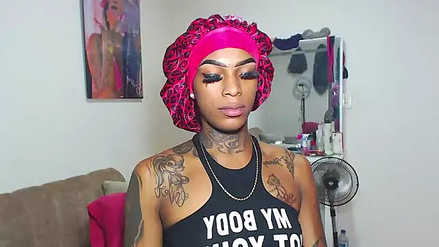 Snapshot of badgirls_cx chatting on 04/08/26, 06:41 badgirls cx online show from 04/08/26, 06:41