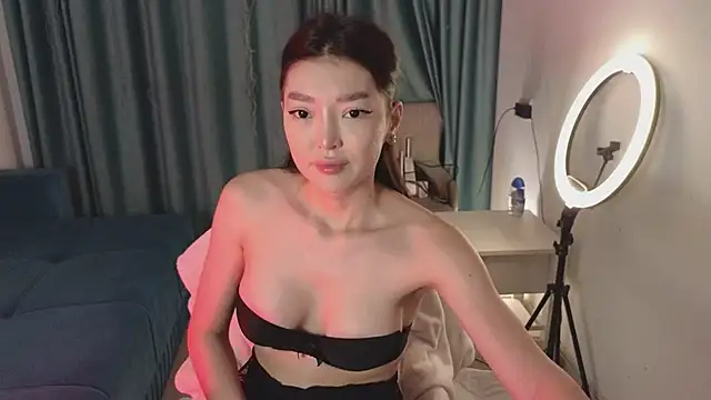 AudreyMell online show from 02/05/26, 03:05