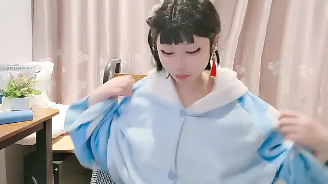 Snapshot of arena1357 chatting on 03/14/26, 02:44 arena1357 online show from 03/14/26, 02:44