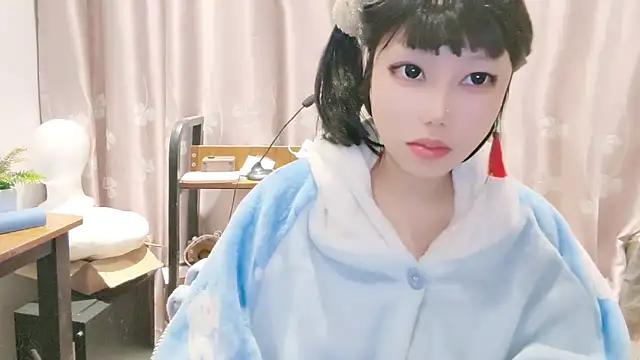 Snapshot of arena1357 chatting on 03/15/26, 05:19 arena1357 online show from 03/15/26, 05:19