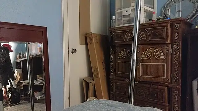 Sandrasaa online show from 12/05/24, 07:49