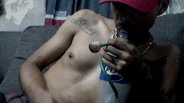 Snapshot of _Dmente_ chatting on 09/11/25, 01:28  Dmente  online show from 09/11/25, 01:28