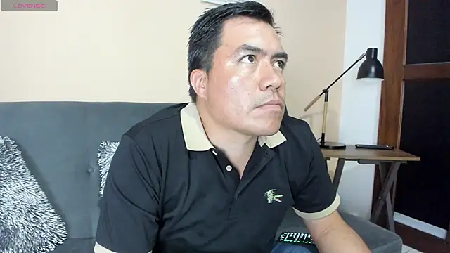 Snapshot of Jhonatan_Morales_S chatting on 02/08/25, 04:25 Jhonatan Morales S online show from 02/08/25, 04:25