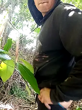 Snapshot of angelcachondo199211 chatting on 11/03/25, 05:03 angelcachondo199211 online show from 11/03/25, 05:03