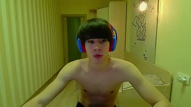 gayGamogey online show from 11/26/25, 01:12