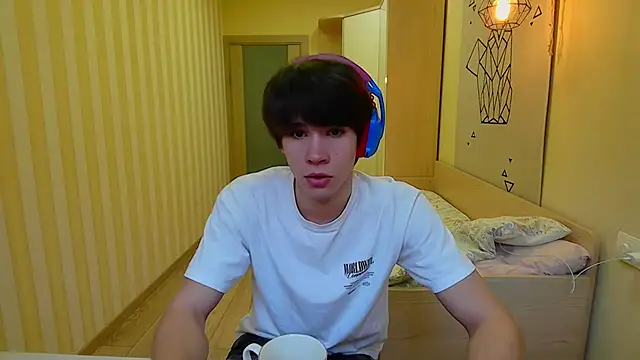 gayGamogey online show from 12/05/25, 10:02