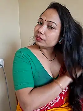 Snapshot of DREAM_GIRL-30 chatting on 03/26/26, 04:18 DREAM GIRL-30 online show from 03/26/26, 04:18