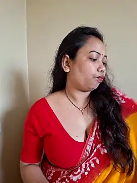 Snapshot of DREAM_GIRL-30 chatting on 04/19/26, 05:29 DREAM GIRL-30 online show from 04/19/26, 05:29