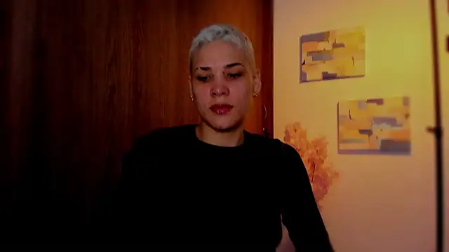 Charlee pink online show from 03/08/26, 05:28