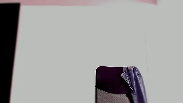 Charlee pink online show from 03/13/26, 04:35