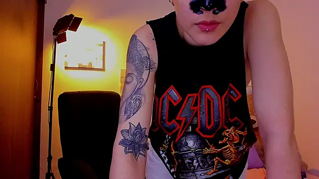 Charlee pink online show from 04/02/26, 08:39