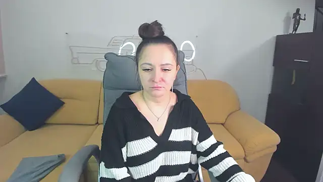 AngellLika online show from 02/04/26, 01:50