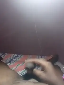 Snapshot of walkollanew99 chatting on 02/08/25, 05:29 walkollanew99 online show from 02/08/25, 05:29