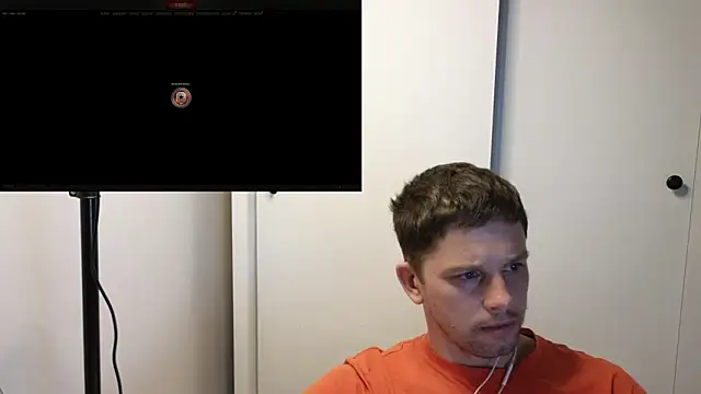 Snapshot of BigL0ve chatting on 10/26/25, 02:12 BigL0ve online show from 10/26/25, 02:12