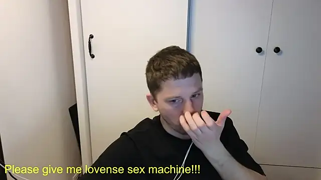 BigL0ve online show from 04/15/26, 01:40