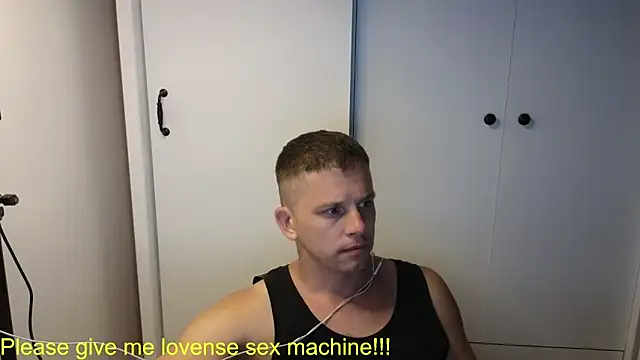 BigL0ve online show from 07/19/26, 01:48