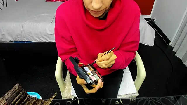 Abrillee1 online show from 12/26/24, 07:49