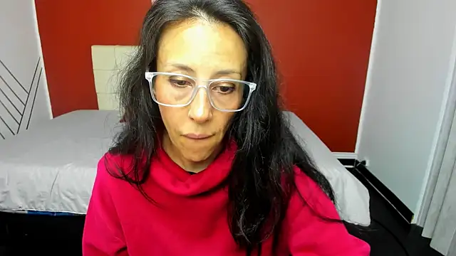 Abrillee1 online show from 12/26/24, 10:52