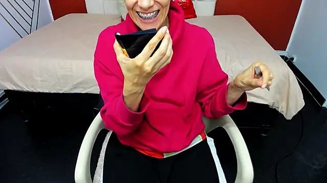 Abrillee1 online show from 12/27/24, 07:35