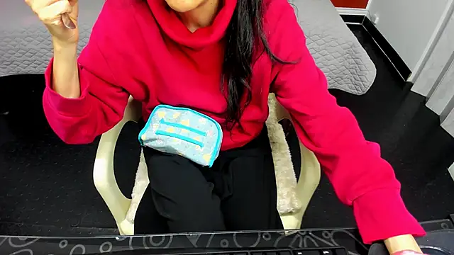 Abrillee1 online show from 02/24/25, 07:41