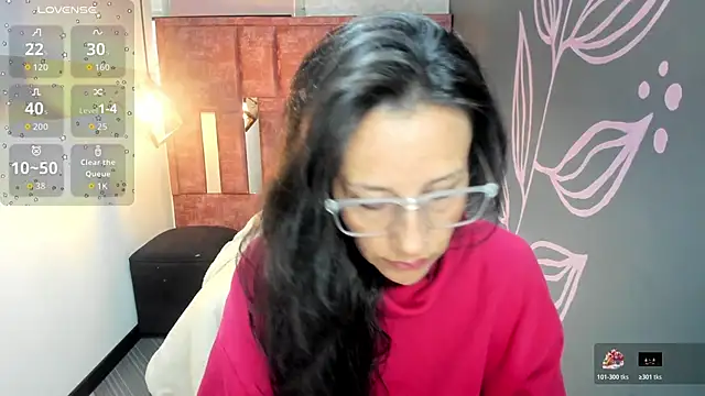 Abrillee1 online show from 11/10/25, 12:04