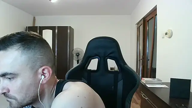 mu5clemania2 online show from 12/22/25, 06:43