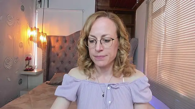 Snapshot of SammySanders chatting on 02/18/25, 07:30 SammySanders online show from 02/18/25, 07:30