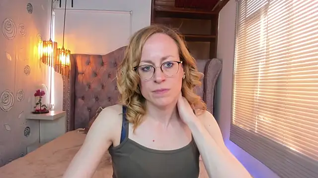 Snapshot of SammySanders chatting on 03/13/25, 08:22 SammySanders online show from 03/13/25, 08:22