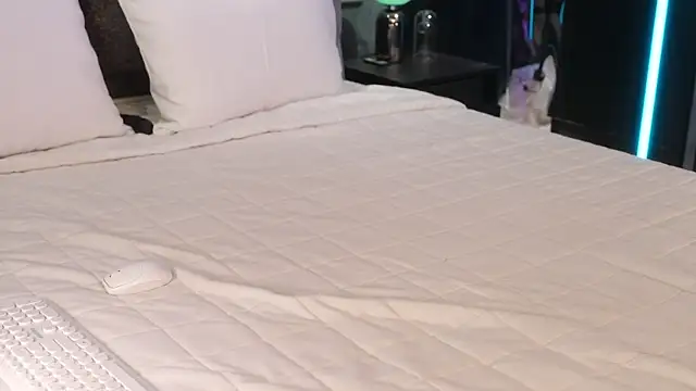 Snapshot of Ami_Katana chatting on 02/18/25, 03:21 Ami Katana online show from 02/18/25, 03:21