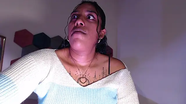 Snapshot of ViolethRammtein chatting on 02/09/25, 10:21 ViolethRammtein online show from 02/09/25, 10:21