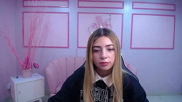 channel blonde a online show from 12/13/24, 04:38