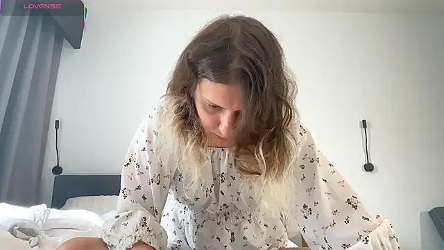 Alice Pinkhead online show from 10/09/25, 08:23