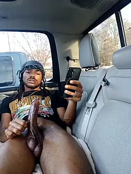 Snapshot of guap336 chatting on 11/22/25, 08:08 guap336 online show from 11/22/25, 08:08