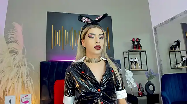 Snapshot of BrianaSchafer chatting on 12/17/24, 05:47 BrianaSchafer online show from 12/17/24, 05:47