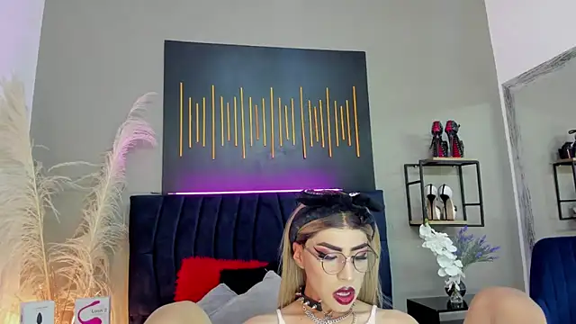 Snapshot of BrianaSchafer chatting on 01/28/25, 04:41 BrianaSchafer online show from 01/28/25, 04:41