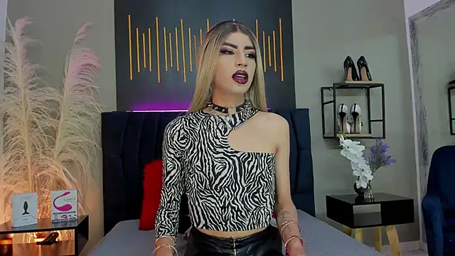 Snapshot of BrianaSchafer chatting on 01/29/25, 09:17 BrianaSchafer online show from 01/29/25, 09:17