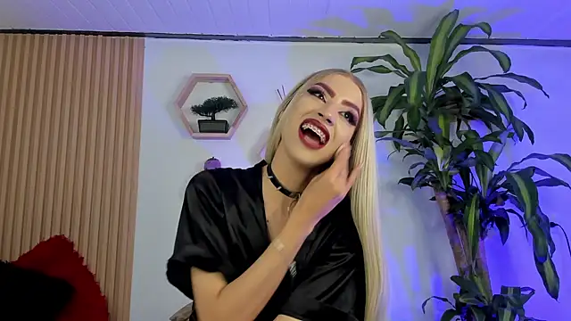 Snapshot of BrianaSchafer chatting on 02/17/26, 08:04 BrianaSchafer online show from 02/17/26, 08:04