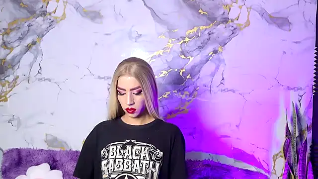 Snapshot of BrianaSchafer chatting on 03/25/26, 07:09 BrianaSchafer online show from 03/25/26, 07:09