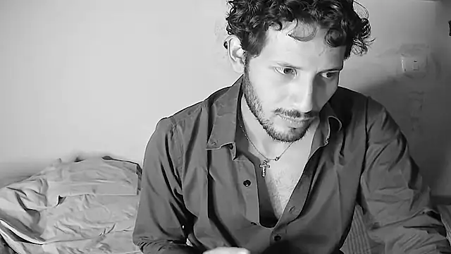 Snapshot of Nicholasrodrii chatting on 06/14/26, 10:56 Nicholasrodrii online show from 06/14/26, 10:56
