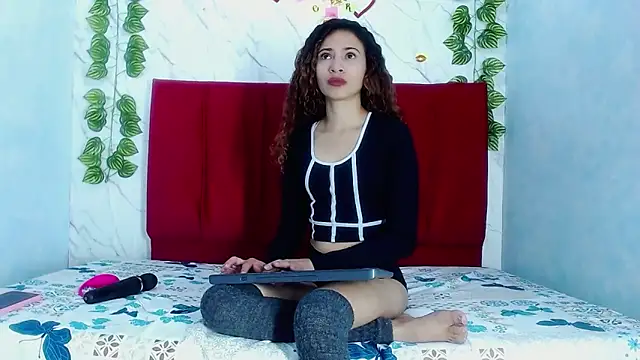 angelinabrookcm101 online show from 05/14/26, 05:42