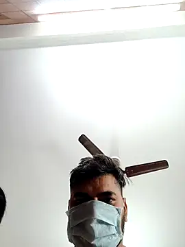 Snapshot of aaliya_bhattt chatting on 12/15/24, 06:04 aaliya bhattt online show from 12/15/24, 06:04