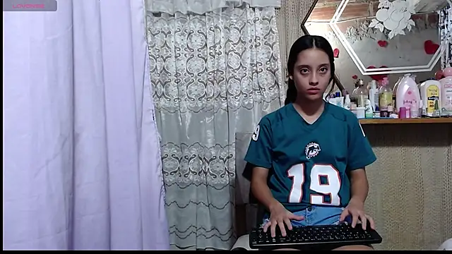 Lunawillis online show from 09/15/25, 10:32