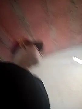 Snapshot of 11anduardo chatting on 12/18/24, 09:51 11anduardo online show from 12/18/24, 09:51