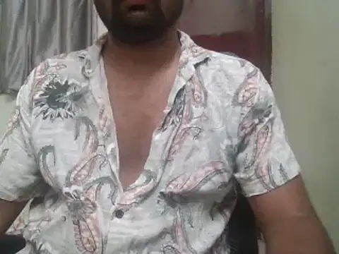 Snapshot of SURYA_HYD chatting on 11/08/25, 12:16 SURYA HYD online show from 11/08/25, 12:16