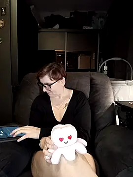 Snapshot of Marie1992PL chatting on 02/08/25, 04:14 Marie1992PL online show from 02/08/25, 04:14