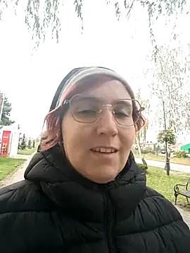 Snapshot of Marie1992PL chatting on 10/19/25, 07:09 Marie1992PL online show from 10/19/25, 07:09