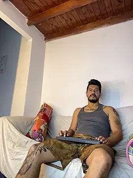 Snapshot of AndresSmith__ chatting on 01/17/26, 11:37 AndresSmith online show from 01/17/26, 11:37